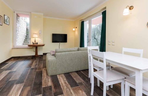 Corno Apartamento | Apartamento en 2 pasos de Garda y Lago