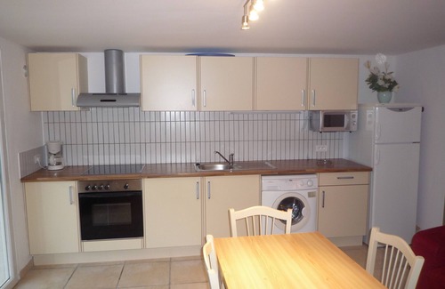 Saint-Jeannet Apartamento | Apartamento en hermosa casa nueva con piscina