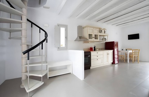 Psathi Casa | Apartamento En Un Hotel 'Echinousa Kimolos Maisonette no3' Con Vistas Al Mar y Aire Acondicionado