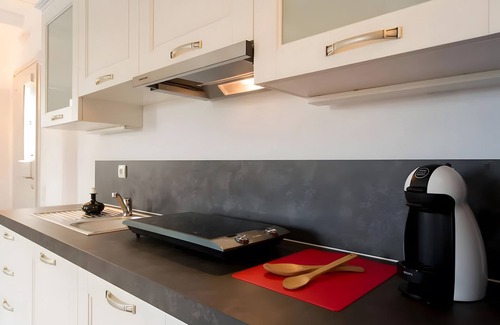 Psathi Casa | Apartamento En Un Hotel 'Echinousa Kimolos Maisonette no4' Con Vistas Al Mar y Aire Acondicionado