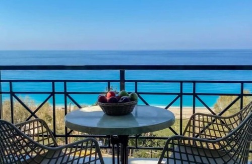 Agios Nikitas Apartamento | Apartamento en un hotel 'Sunset Premium Studio 6' con vistas al mar, piscina compartida y Wi-Fi