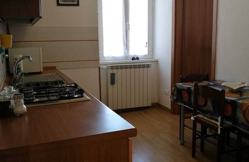 Barriera Vecchia-San Giacomo Apartamento | Apartamento en un condominio pequeño: LA CASA DI TANIA.