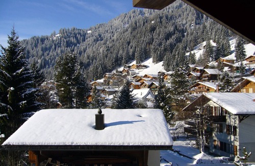 Adelboden Apartamento | Apartamento en Adelboden, situado en el pueblo con hermosas vistas