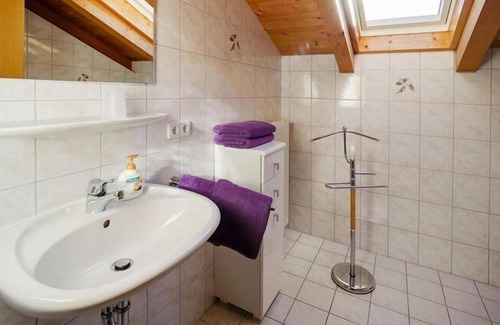 Weissbach Apartamento | Apartamento en Bayerisch Gmain con balcón o terraza