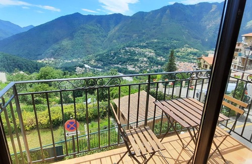Belvedere Apartamento | apartamento en belvedere con una vista impresionante sobre el valle