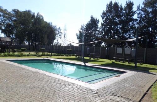 Boksburg Apartamento | Apartment in Boksburg near OR TAMBO INTERNATIONAL AIRPORT