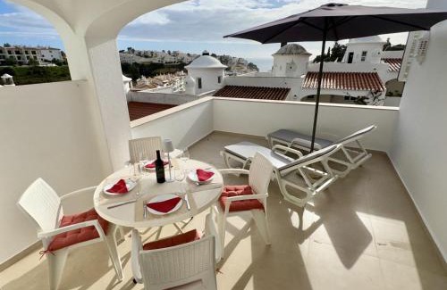 Carvoeiro Casa | Apartment in center with pool (Colina Branca)