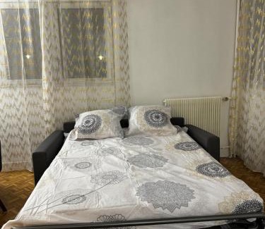 Cergy Apartamento | Apartment in Cergy Prefecture