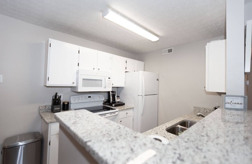Summit Station Apartamento | Apartment in Columbus Ohio Near Airport
