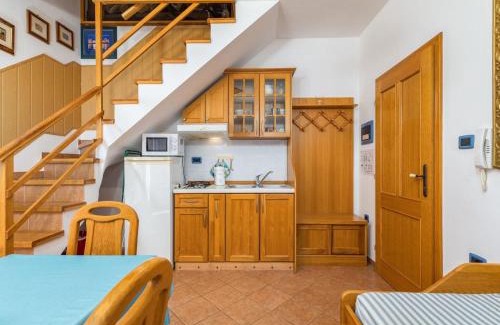 Cres Apartamento | Apartment in Cres with Sea View and Old Town