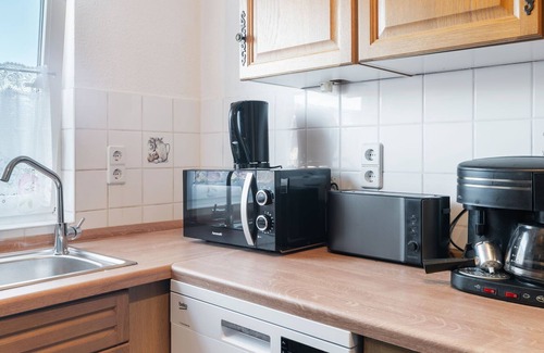 Gittersee Apartamento | Acogedor apartamento con balcón y piscina en Dresde