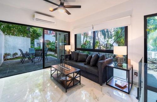 Área de Playacar Fase I Apartamento | Apartment in duplex one block from Playacar beach