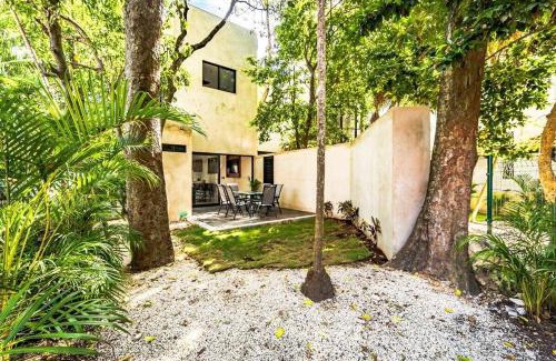 Área de Playacar Fase I Apartamento | Apartment in duplex one block from Playacar beach