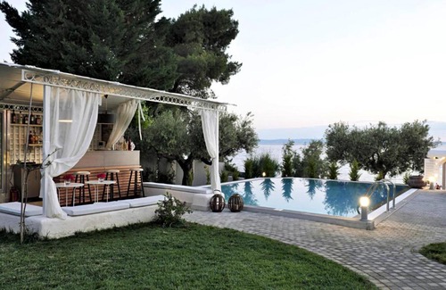 Elia Nikitis Apartamento | Apartment in Elia Beach with a shared pool