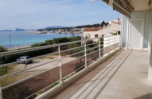 Les Lecques Apartamento | Apartamento frente a la playa, excelente vista al mar y terraza 🏖️🏖️🏖️