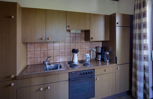 Fresach Apartamento | Vivienda auténtica en una casa de campo con piscina