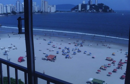 Sao Vicente Apartamento | Apartment in front of the beach in São Vicente! Spectacular view !