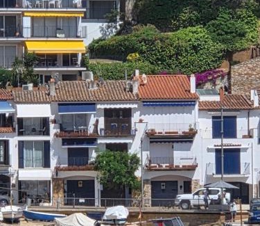 Llafranc Apartamento | Apartment in front of the sea