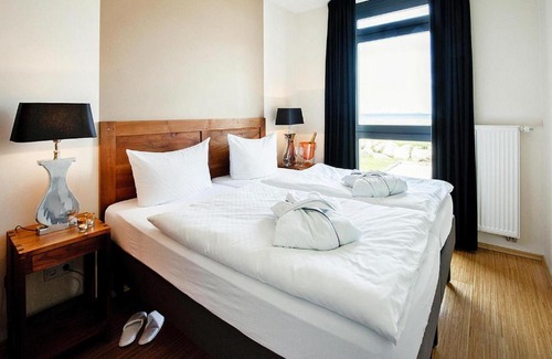 Glowe Apartamento | Apartment in Glowne with balcony