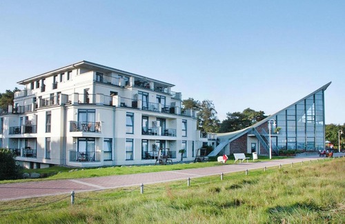 Glowe Apartamento | Apartment in Glowne with balcony