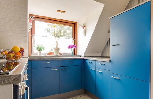 Ploen Apartamento | Acogedor apartamento de vacaciones con balcón cerca del lago