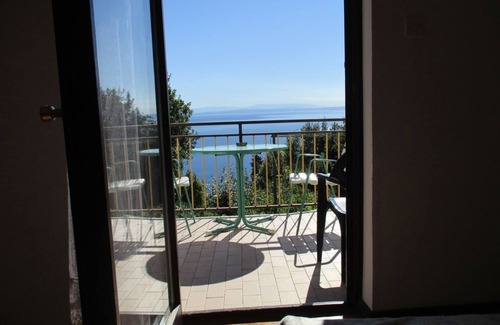 Icici Apartamento | Apartamento en Ičići con Seaview, Terraza, WIFI (4870-3)