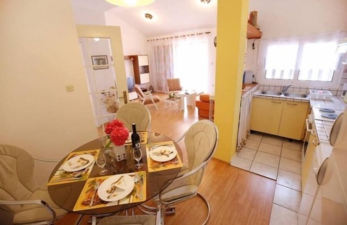 Ist Apartamento | Apartamento en Ist con Seaview, Terraza, Acondicionador, WIFI (3752-1)