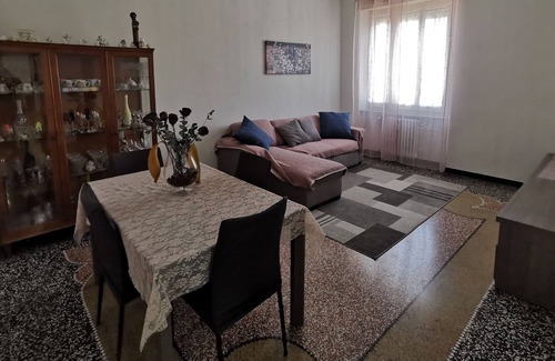 Nizza Monferrato Apartamento | Apartment in the center