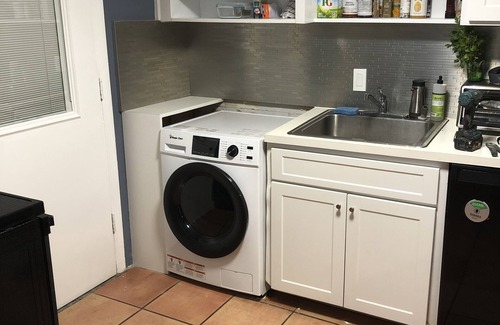 Key Biscayne Apartamento | Apartment in Key Biscayne. 5 minutes walk to the beach!