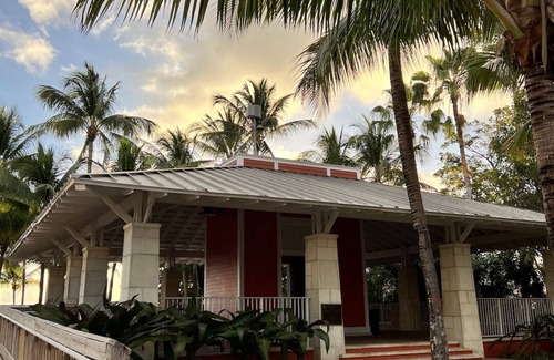 Key Biscayne Apartamento | Apartment in Key Biscayne. 5 minutes walk to the beach!