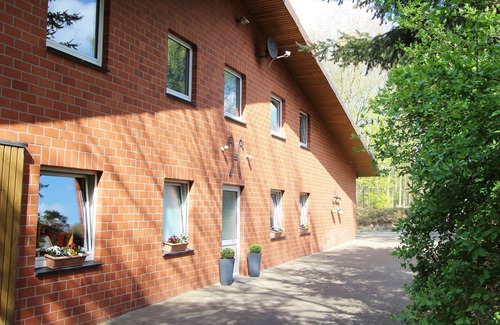 Kirchdorf Apartamento | Apartment in Kirchdorf with Swimming Pool