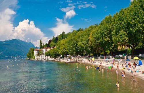 Luino Apartamento | Apartment in Luino with Lake Maggiore Views