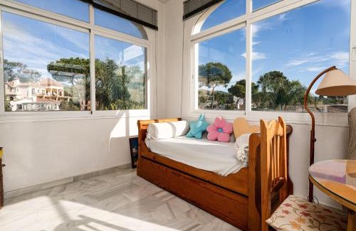Urbanizacion Costabella Apartamento | Apartment in Marbella near Costabella Beach