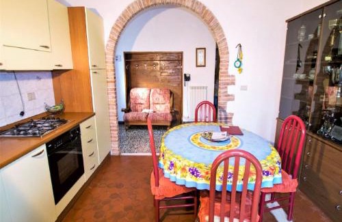 Massa Marittima Casa | Apartment in Massa Marittima with swimming pool