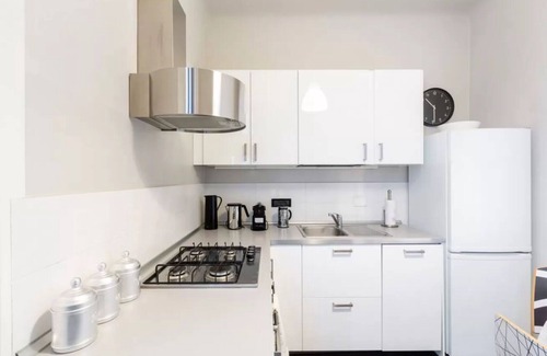 Tricolore Apartamento | Apartamento en Milán con 2 habitaciones, capacidad 6