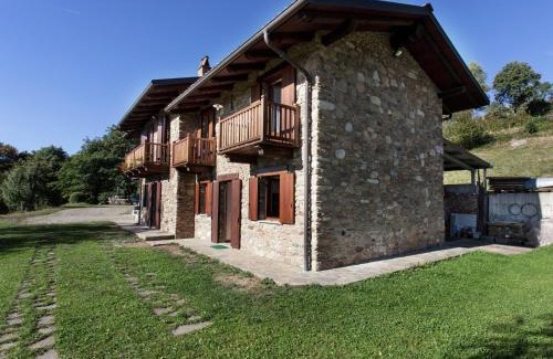 Netro Apartamento | Apartment in Netro with Balcony and Views