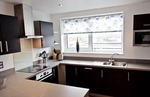 Newbury Apartamento | Apartment in Newbury Parkway Centre (6ATT)