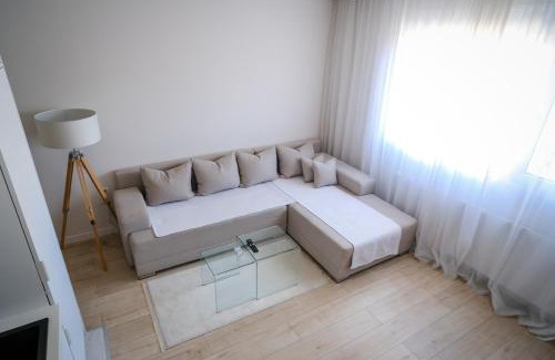 City Center Apartamento | Apartment in Niš, Center! brand-new