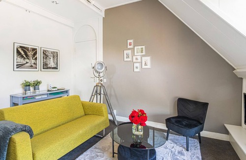 Bad Nieuweschans Apartamento | Acogedor apartamento ubicado en espaciosa villa monumental