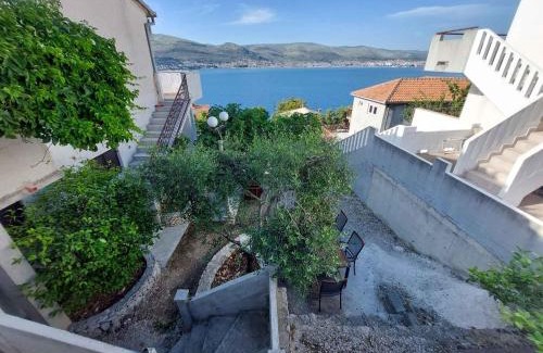 Okrug Donji Apartamento | Apartment in Okrug Gornji 6196