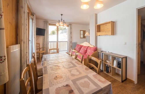 Orcieres-Merlette Apartamento | Apartamento en Orcières con piscina climatizada