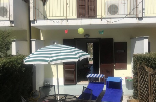 Isca Marina Casa | Apartamento en complejo privado cerrado con piscina y vistas a la montaña