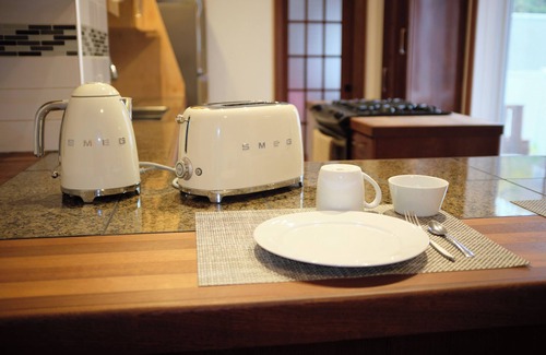 La Petite-Patrie Apartamento | Apartment in Petite Patrie (Montreal) with private garden and patio
