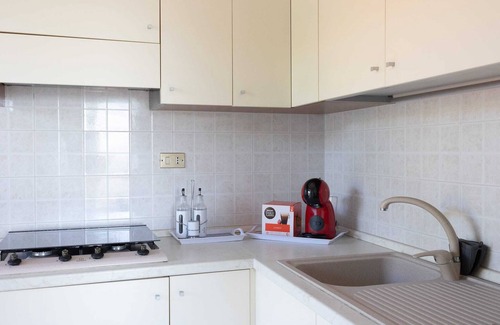 Gaeta Apartamento | Apartment in portion of villa with solarium and beach.
