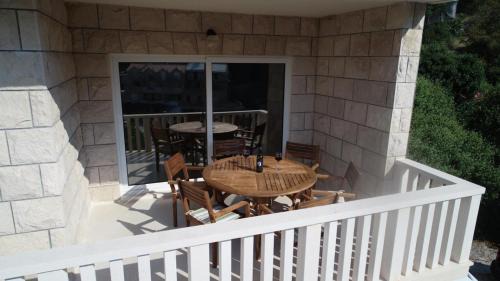 Povlja Apartamento | Apartment in Povlja with sea view, terrace, air conditioning, WiFi 3419-1