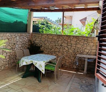 Povlja Apartamento | Apartment in Povlja with terrace, air conditioning, WiFi 4991-1
