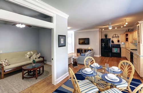 St. Augustine Apartamento | Apartment in private St Augustine home, equestrian friendly