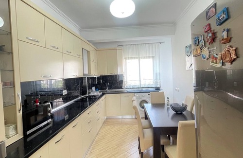 Tirana Apartamento | Apartment in private house