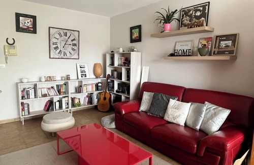 Hasparren Apartamento | Apartment in quiet residence near Spain and the ocean