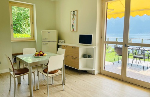 Sala Comacina Apartamento | Apartamento En Residencia Sala Comacina, Lago De Como Con Piscina